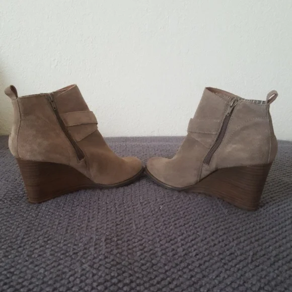 Lucky Brand Tan Ankle Boots - Picture 5 of 7